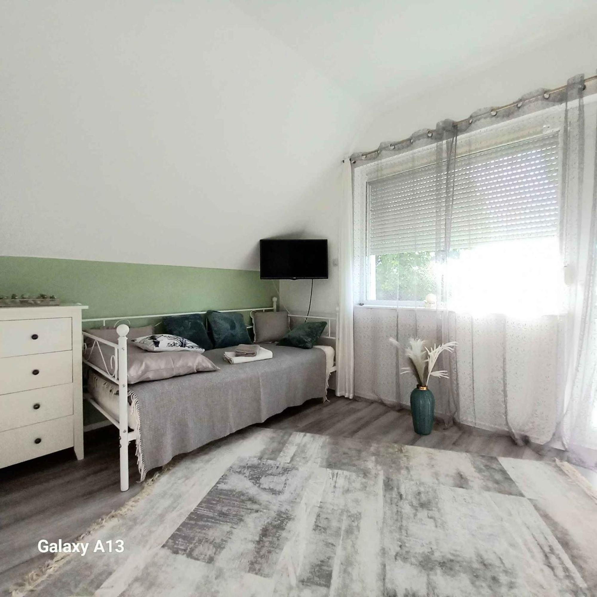 Holiday Home Yellow 1 By Interhome Balatonkeresztur Bagian luar foto